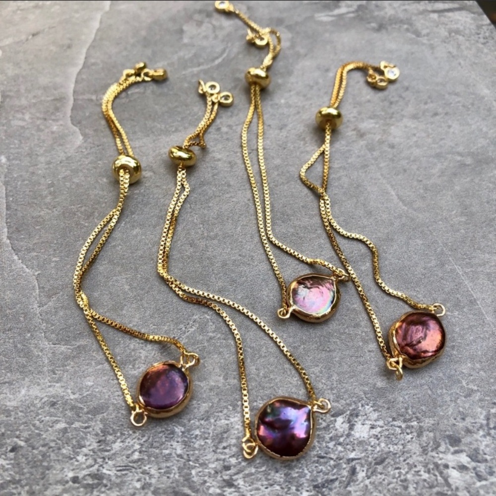 Stunning Natural Peacock Pearl 18K Gold Bracelet - Picture 4 of 7